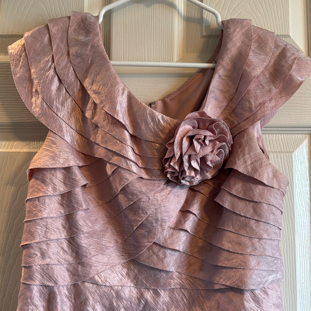 Formal pink dresss